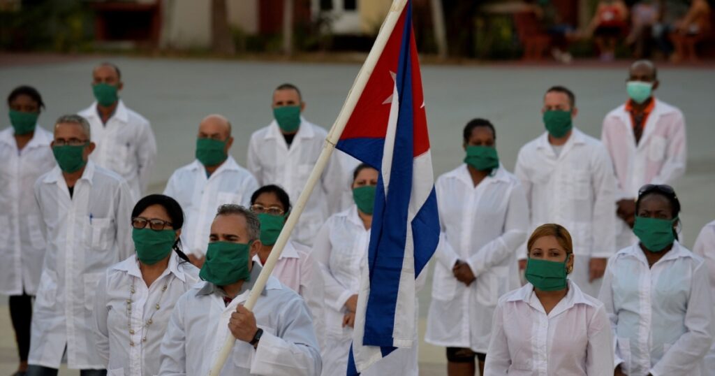 Denuncian prácticas de esclavitud moderna en misiones médicas cubanas