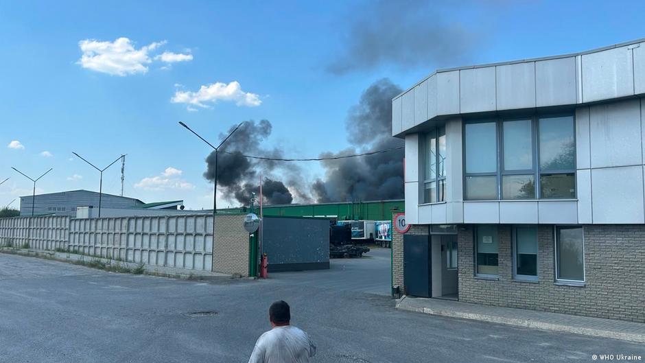 Almacén de la OMS destruido en Ucrania tras ataque ruso.