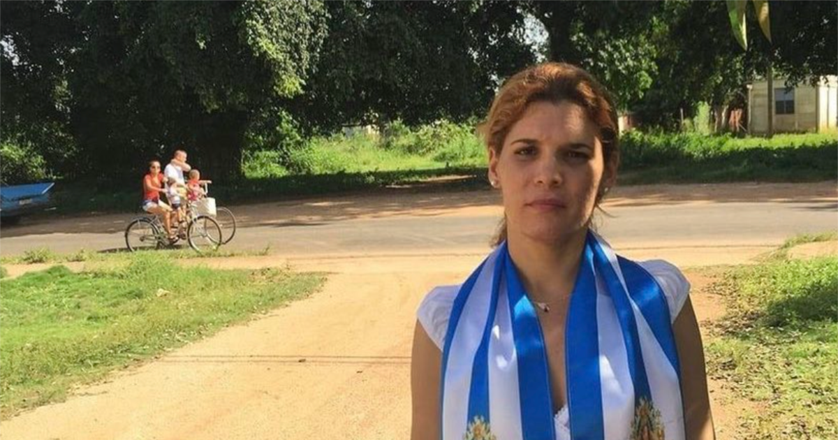 Saylí Navarro durante una protesta con Amnistía Internacional