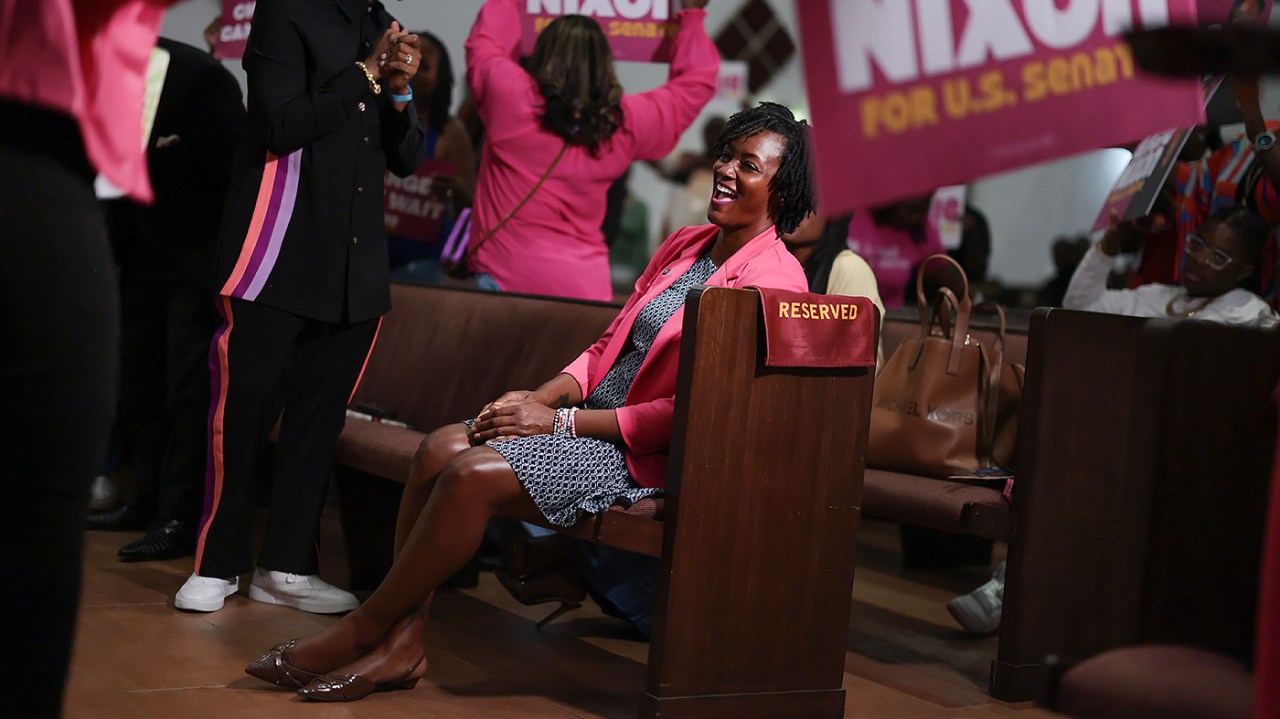 Angie Nixon gana sorprendentemente la primaria demócrata al Senado en Florida