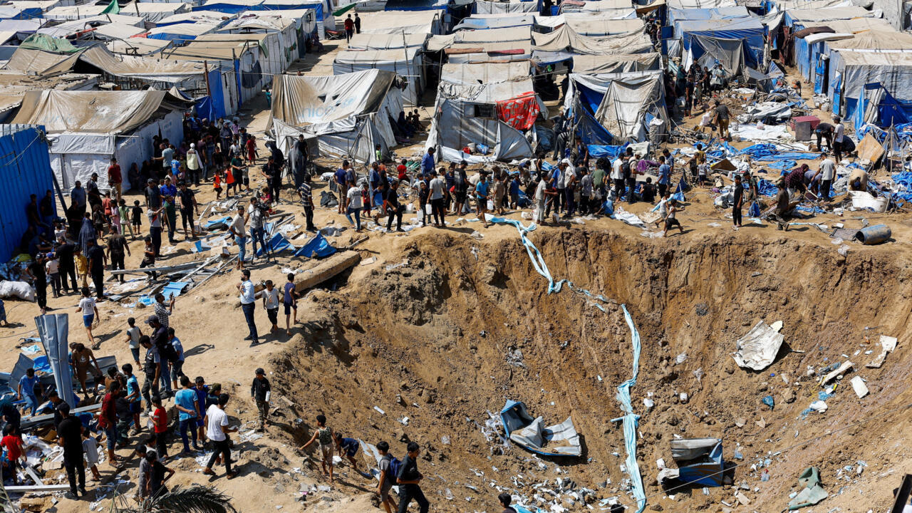 Israel continúa bombardeos en Gaza pese a plan de desarme de Hamás
