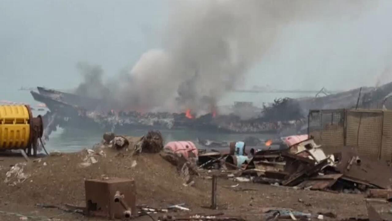 Ataque de misiles de hutíes en el puerto de Mokha intensifica tensiones en Yemen