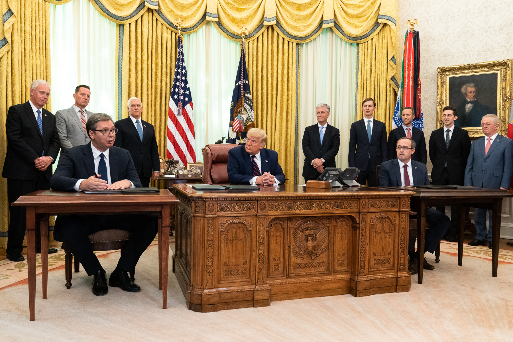 Trump y los magnates de la IA firman un pacto de autorregulacion moral